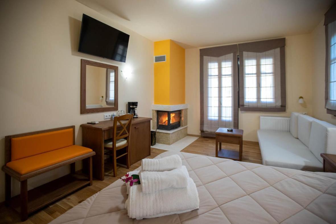 Rentinia Inn Rentína Exteriér fotografie