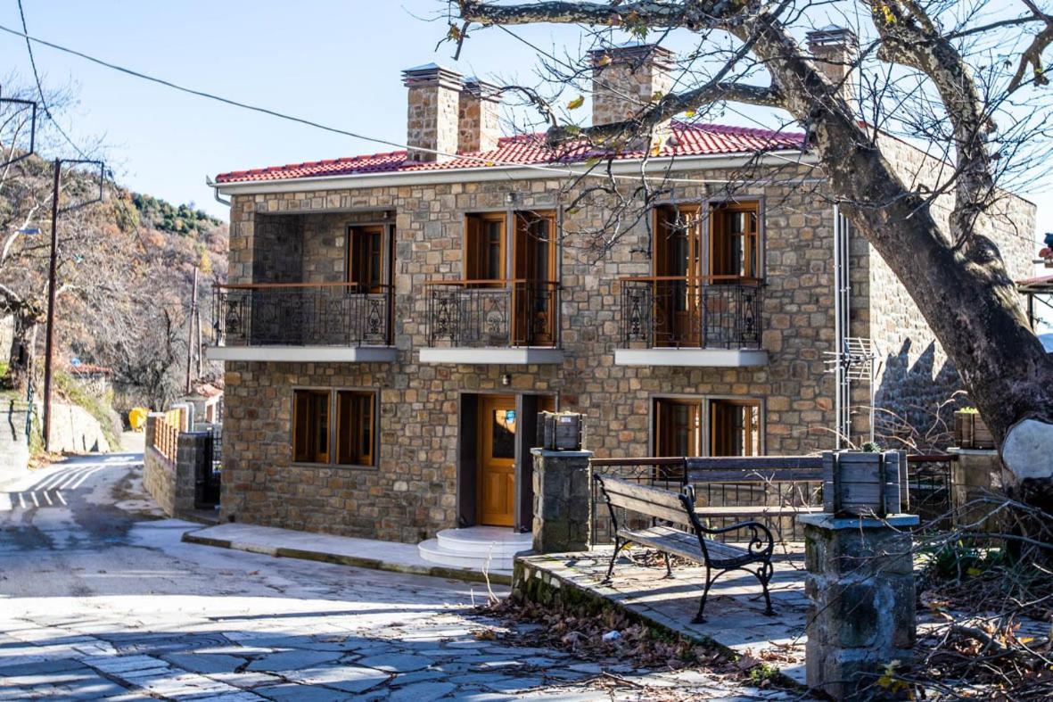 Rentinia Inn Rentína Exteriér fotografie