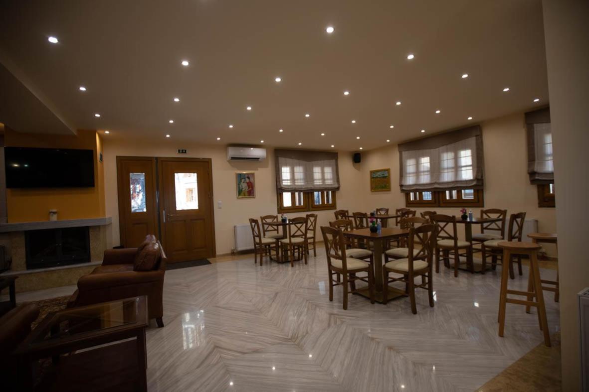 Rentinia Inn Rentína Exteriér fotografie