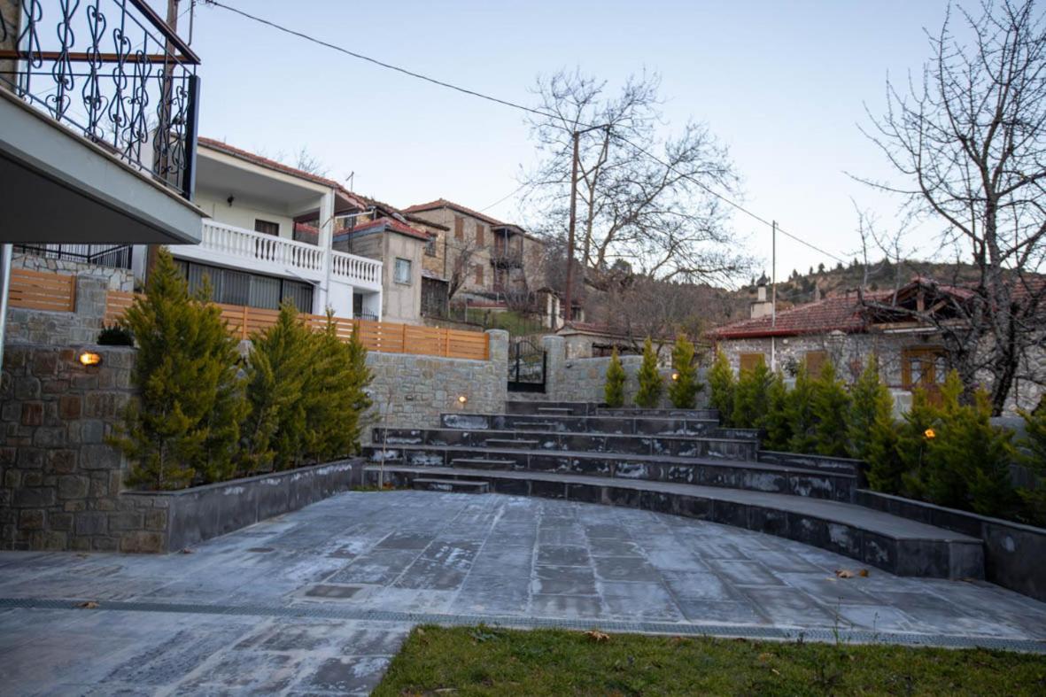 Rentinia Inn Rentína Exteriér fotografie