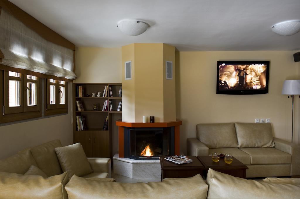 Rentinia Inn Rentína Exteriér fotografie
